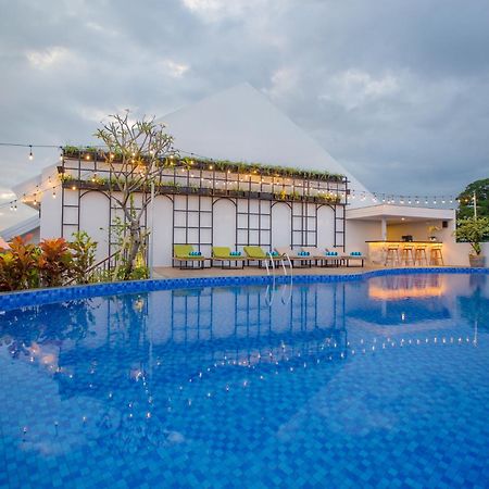 Rv Hotel Gianyar Ubud Exterior foto